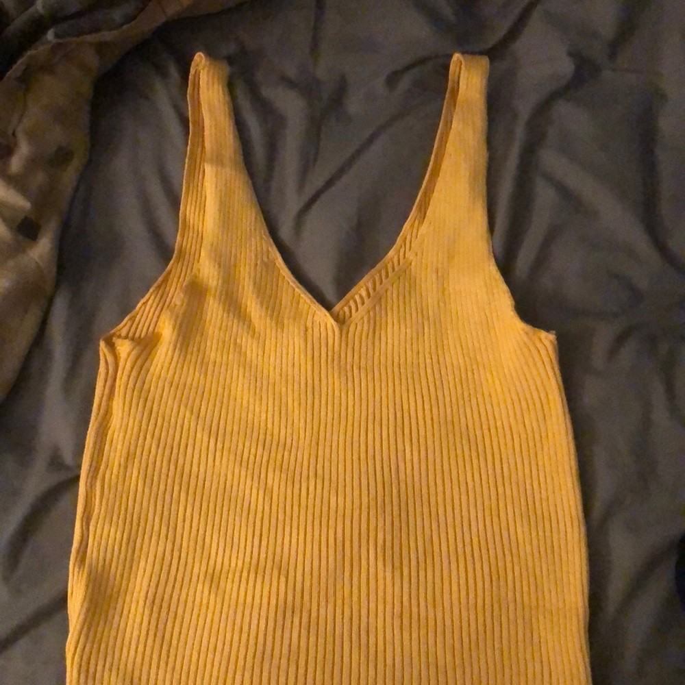 yellow cropped tank